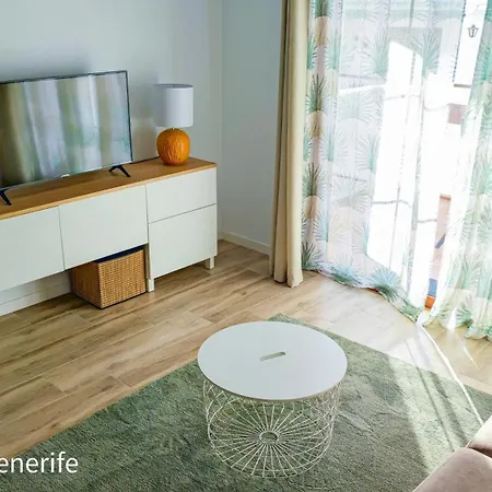 Cozy With Wonderful View - Cristianos Apartamento *