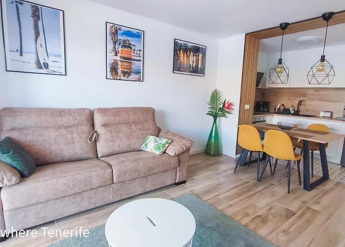 Cozy With Wonderful View - Cristianos Apartamento *